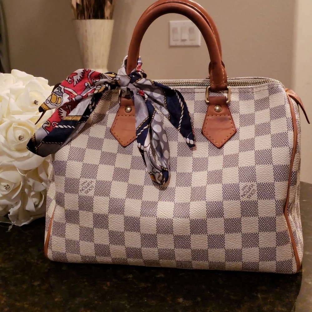Authentic Louis Vuitton Azur Speedy 25 w/strap